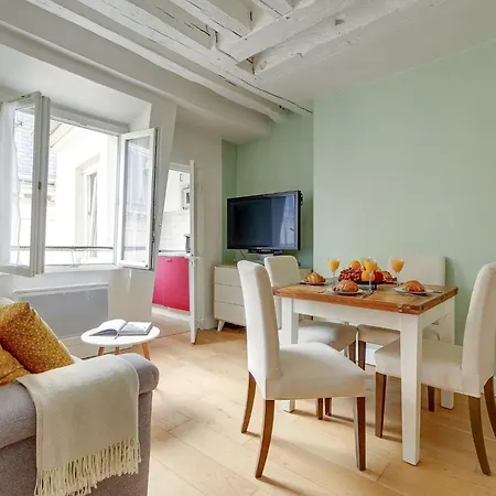 Bnbnova - 1br - Pompidou & Párizs
